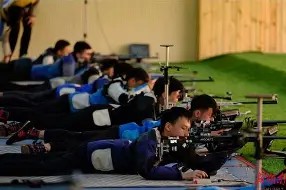 NG28-包含射击小组赛掀起高潮，燕赵雷豹队逆转蓬莱雄狮队，高压逼抢奏功——关键战拿下信心的词条