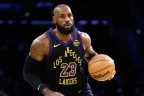 NG体育-关于詹姆斯回归赛场，挺进下一轮首场状态亮眼，尤文图斯观众沸腾！的信息