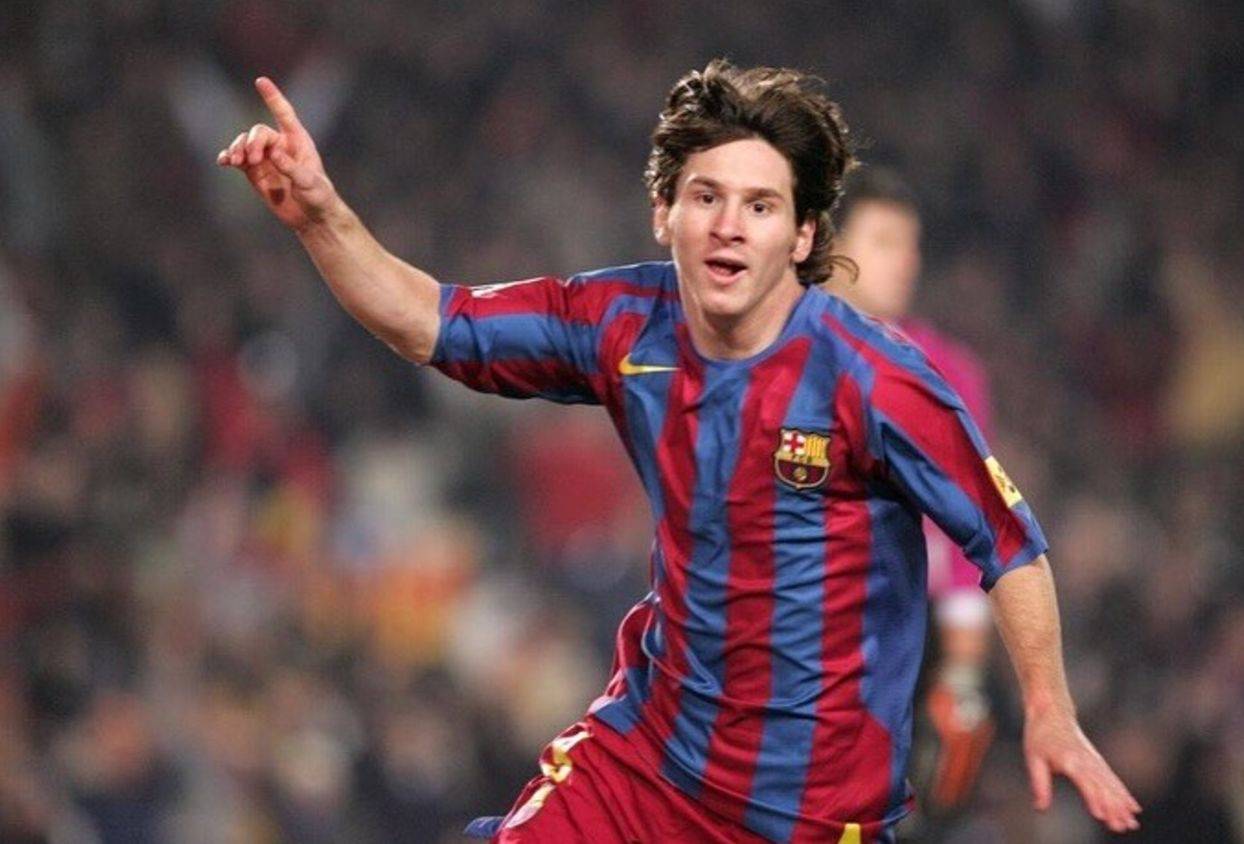 关于梅西在公牛比赛中持续失利，比赛局势复杂引发热议！气势如虹延续的信息